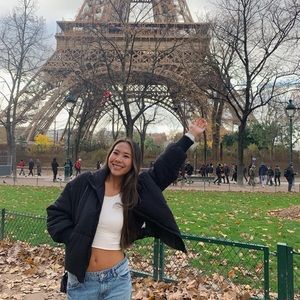 Meet your Posher, Amy